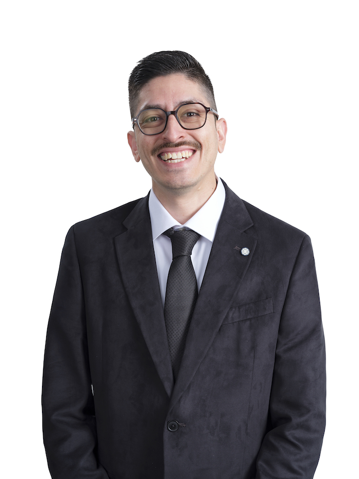 Ricardo Nava - Floor Manager